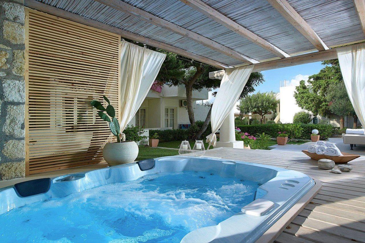 Irida Hotel Stalida Exterior photo